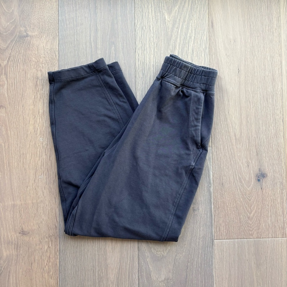 Lululemon LA Barrel Pant - dark gray straight leg sweatpants